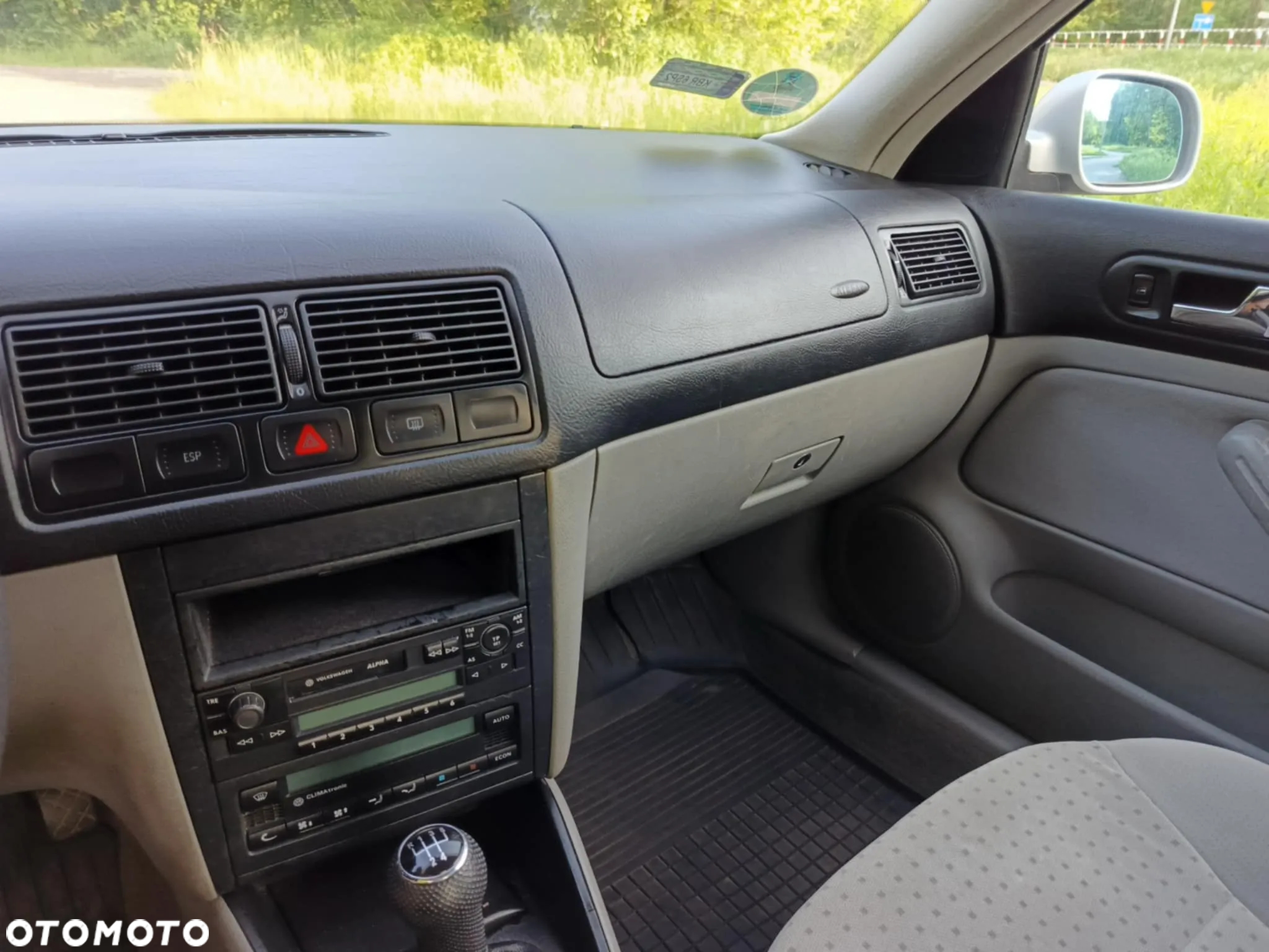 Volkswagen Golf IV 1.6 Comfortline - 10