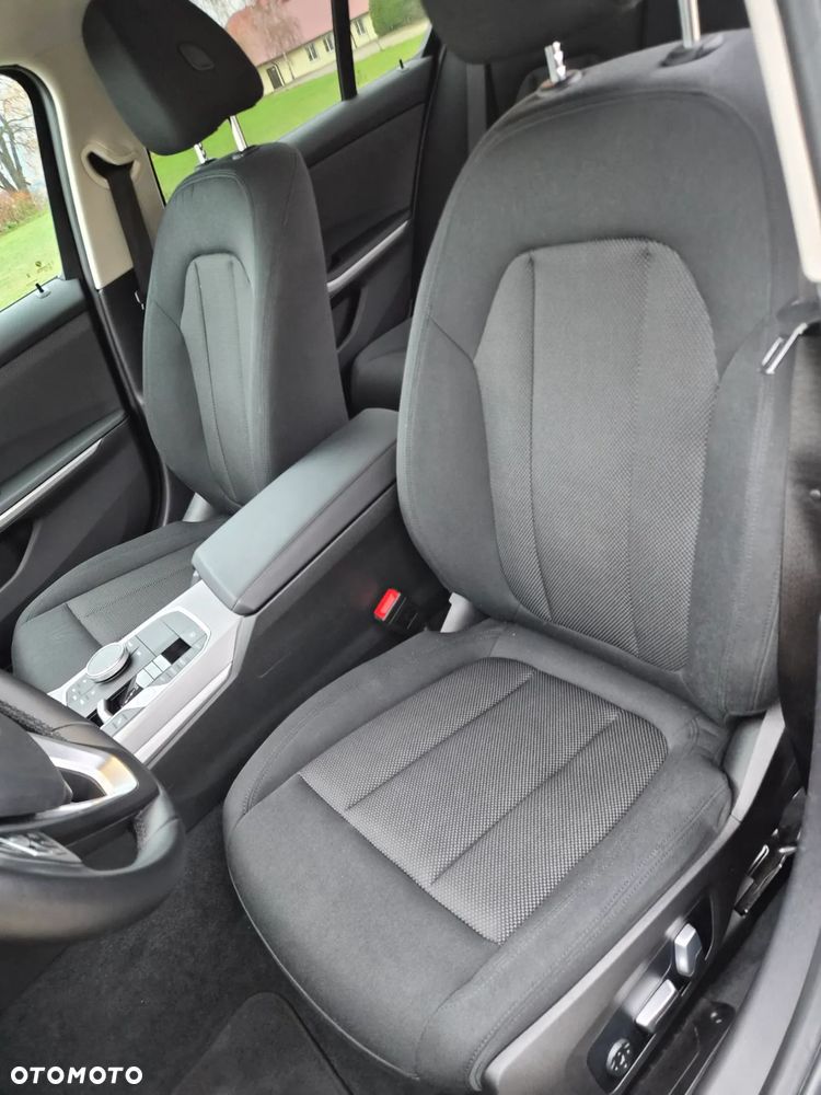 BMW Seria 3 318d - 16