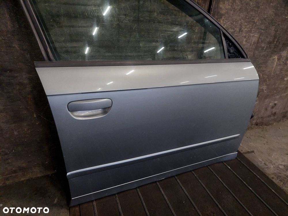 DRZWI KOMPLETNE PRAWY PRZÓD AUDI A4 B7 LY7G - 2