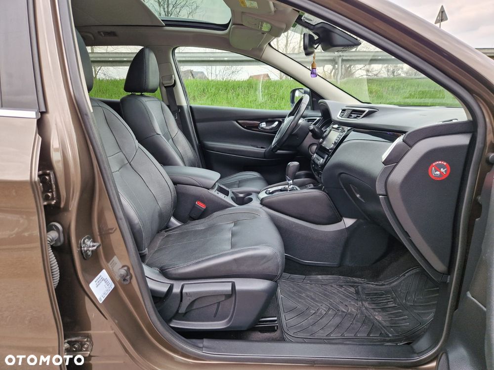 Nissan Qashqai - 14