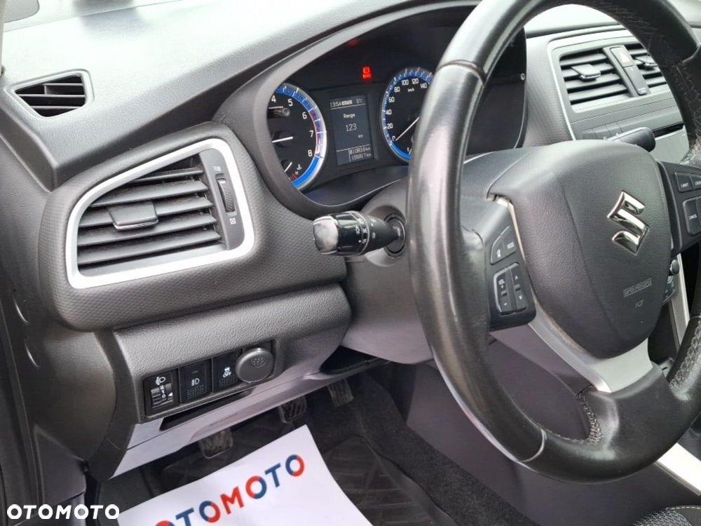 Suzuki SX4 S-Cross 1.6 Premium 4WD - 18