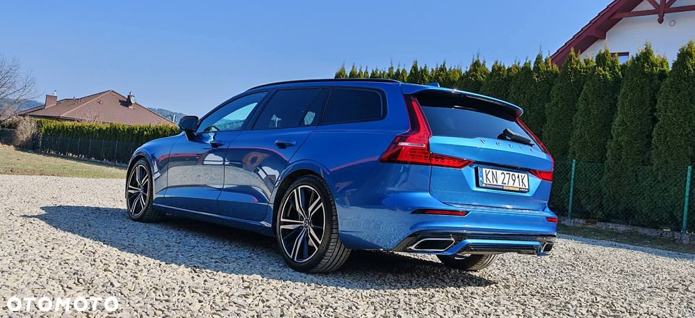 Volvo V60 D4 AWD R-Design - 10