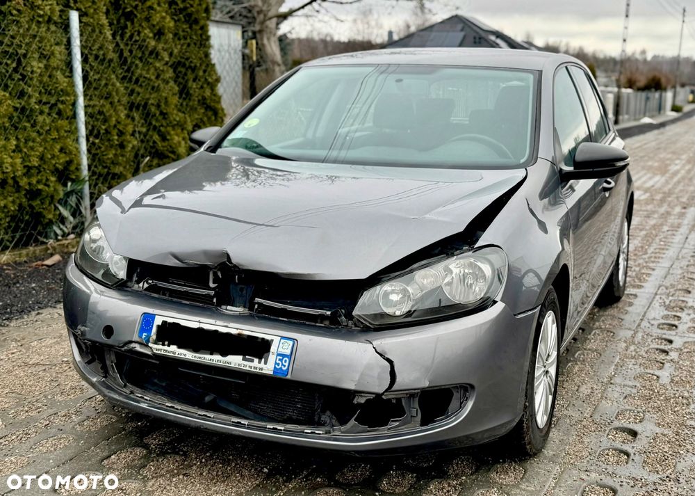 Volkswagen Golf 1.6 TDI DPF Style - 1