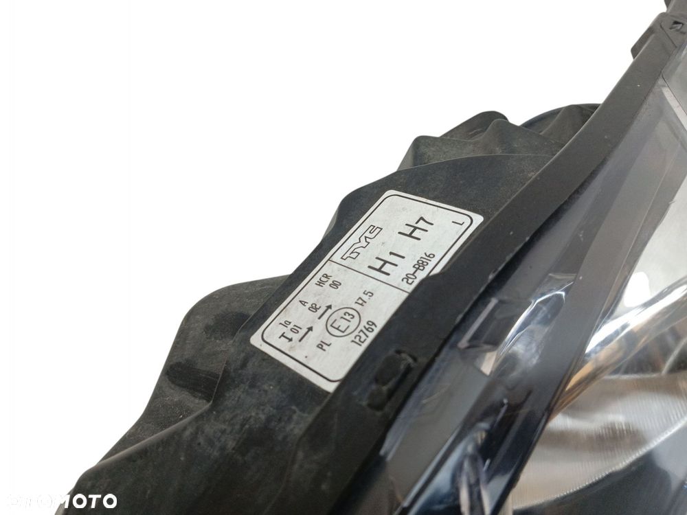 LAMPA LEWY PRZÓD FORD FIESTA MK7 (2008-2012) 1.4 16V 97KM - 2