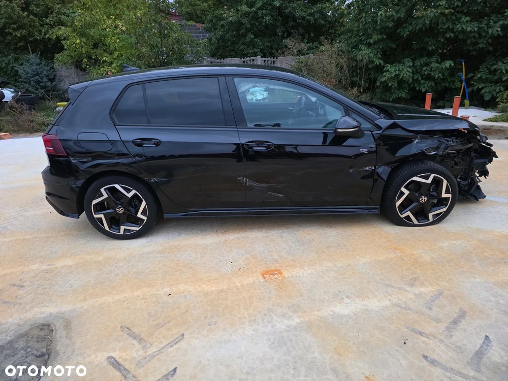 Volkswagen Golf 2.0 TDI R-Line DSG - 22