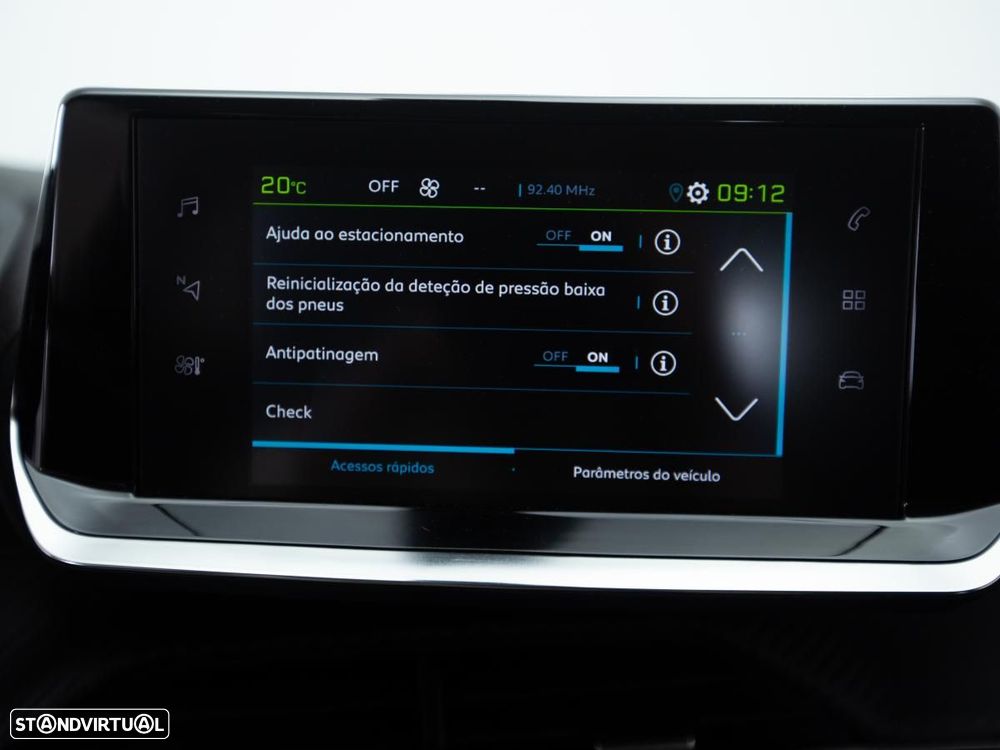Peugeot e-2008 50 kWh Allure Pack - 23