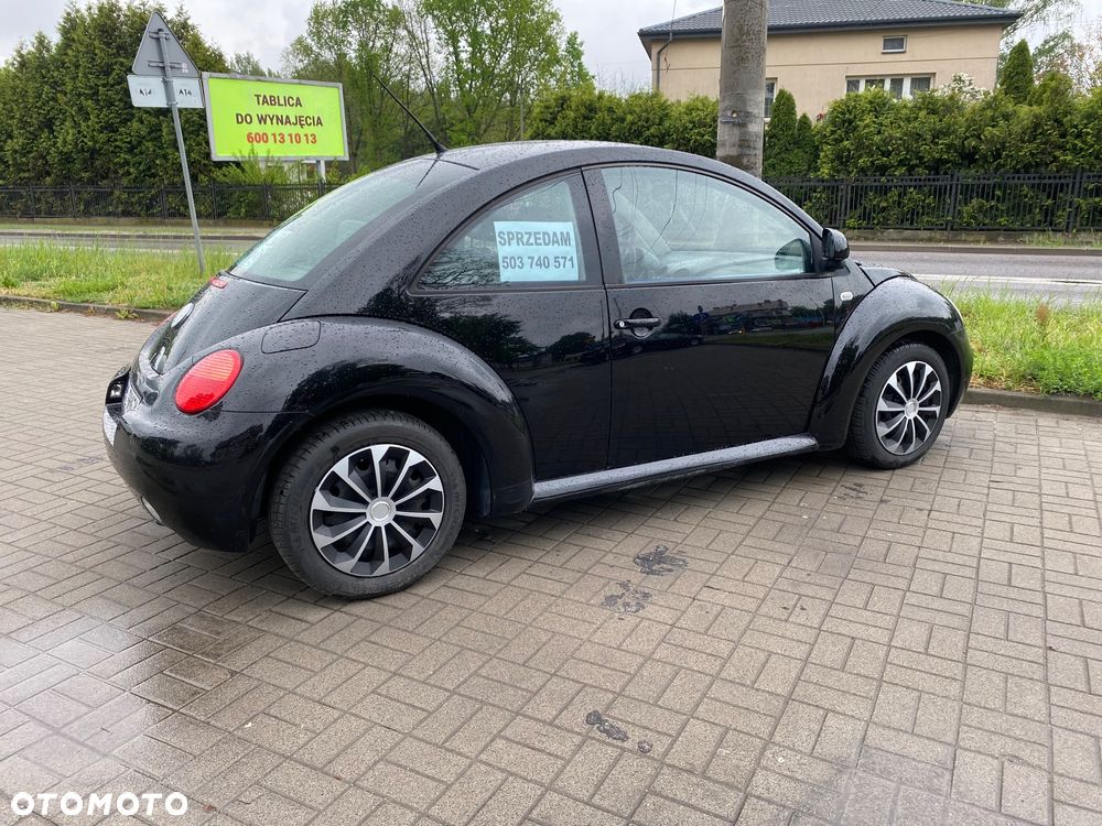 Volkswagen New Beetle - 3
