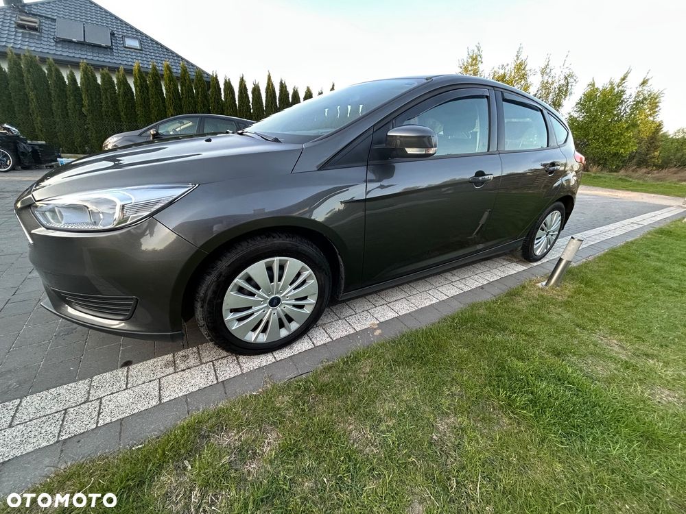 Ford Focus 1.0 EcoBoost Connected - 27