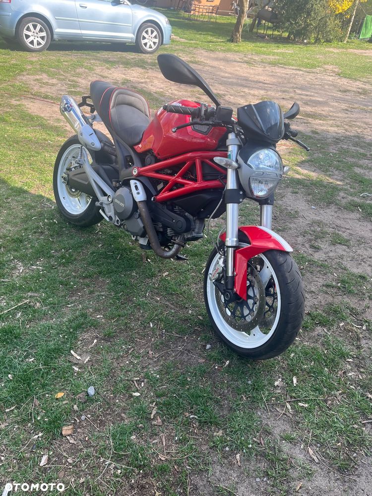 Ducati Monster - 2