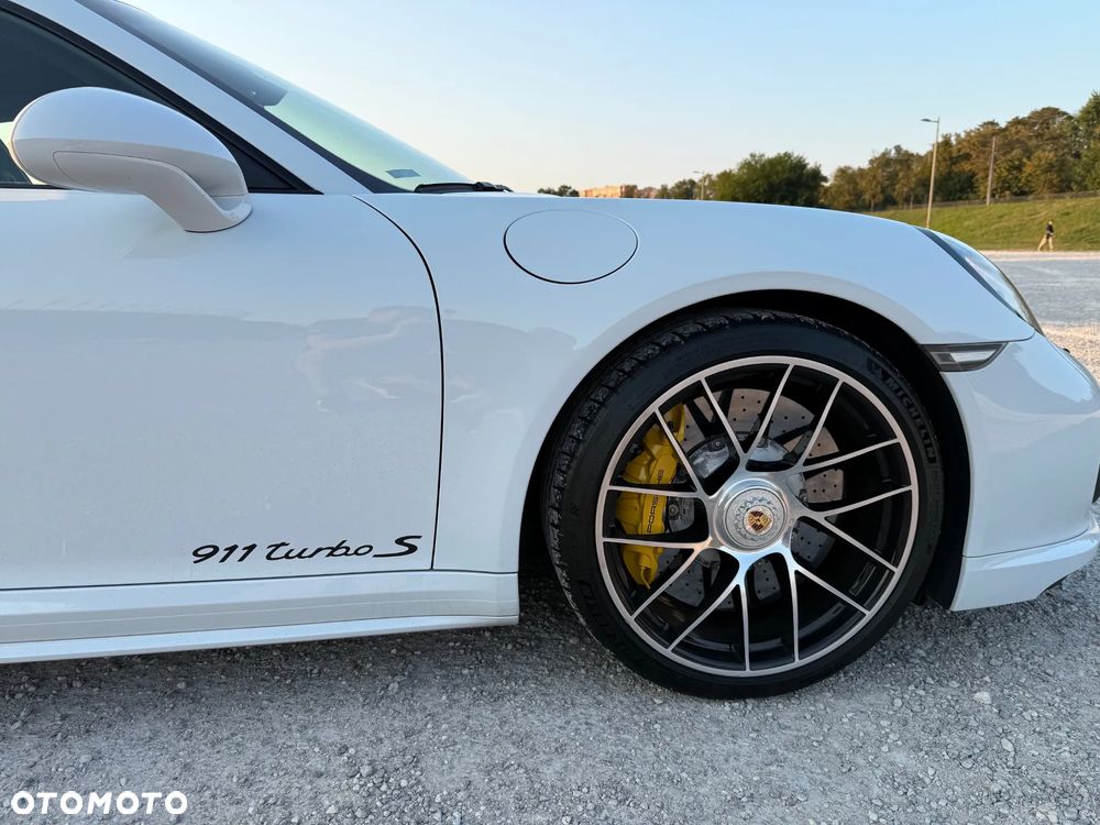 Porsche 911 - 16