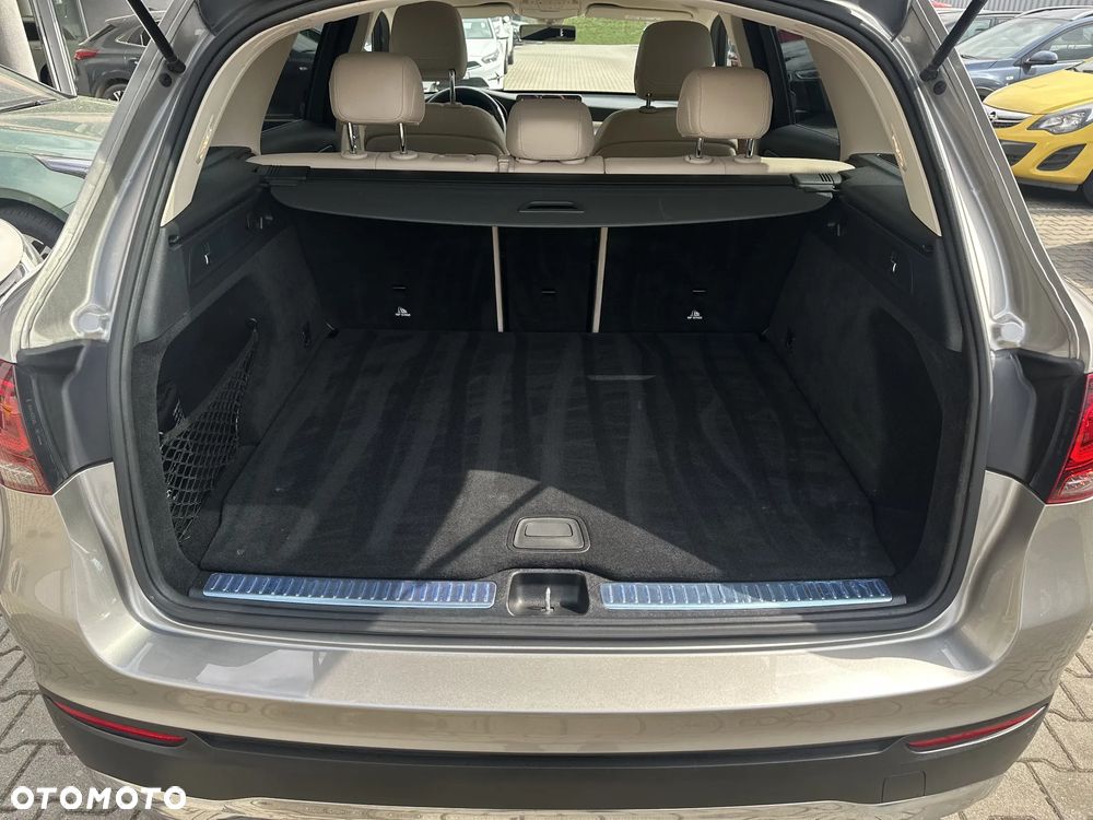 Mercedes-Benz GLC 200 d 4-Matic Business Edition - 39