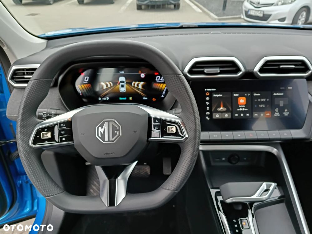 MG ZS Hybrid+ Standard - 14