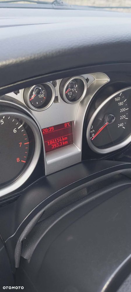 Ford Focus 1.6 Ambiente - 5