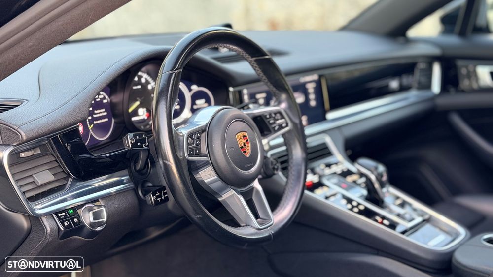 Porsche Panamera 4 E-Hybrid - 7