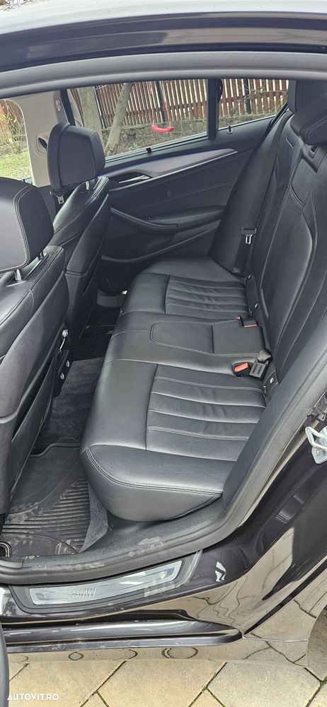BMW Seria 5 520d xDrive Aut. - 11