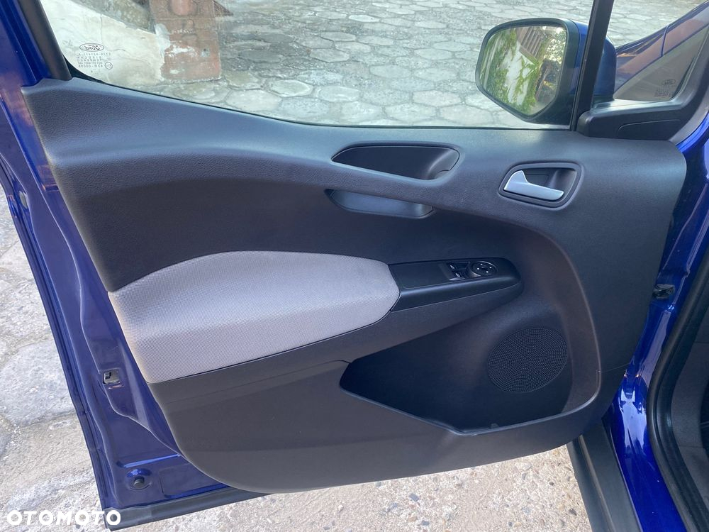 Ford Tourneo Courier 1.0 EcoBoost S&S Ambiente - 11