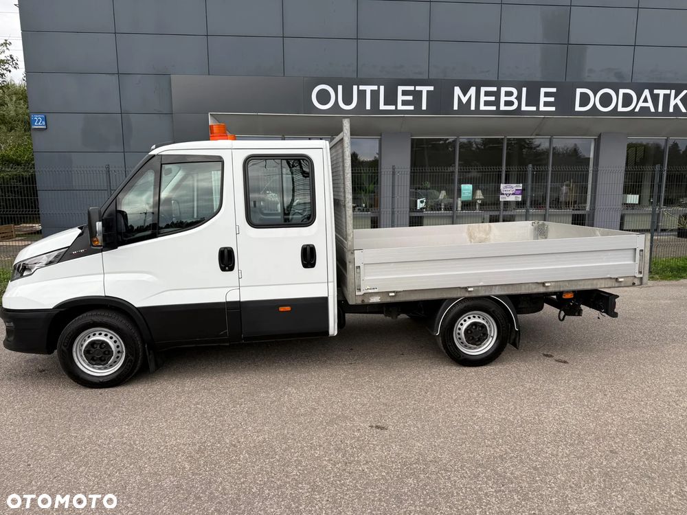 Iveco Daily 35S180, 3.0 180KM, Doka 7os., Niski przebieg, Zadbane - 3