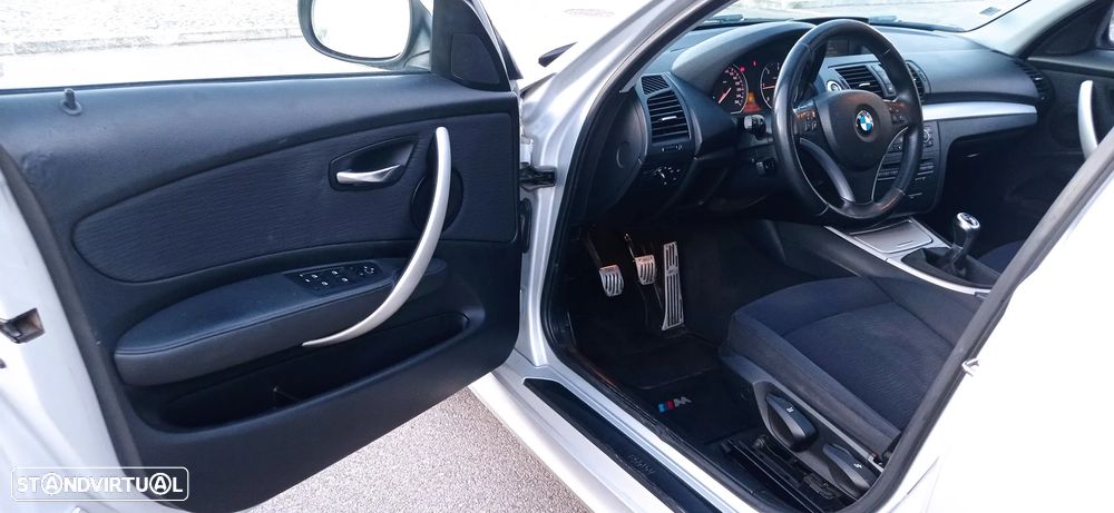 BMW 120 d DPF Edition Sport - 8