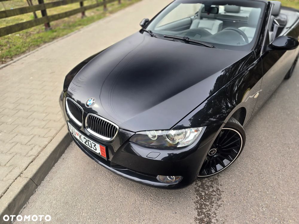 BMW Seria 3 330i M Sport Edition - 38