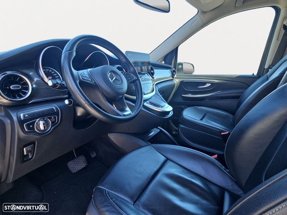 Mercedes-Benz V 300 d Longo Avantgarde - 10