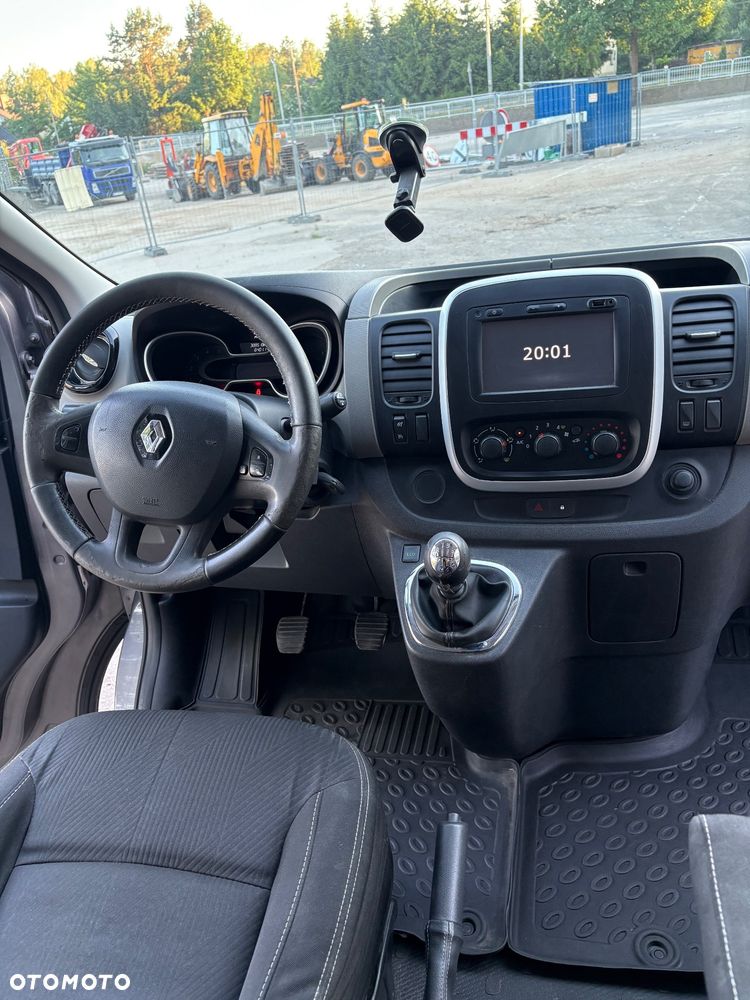 Renault Trafic - 15