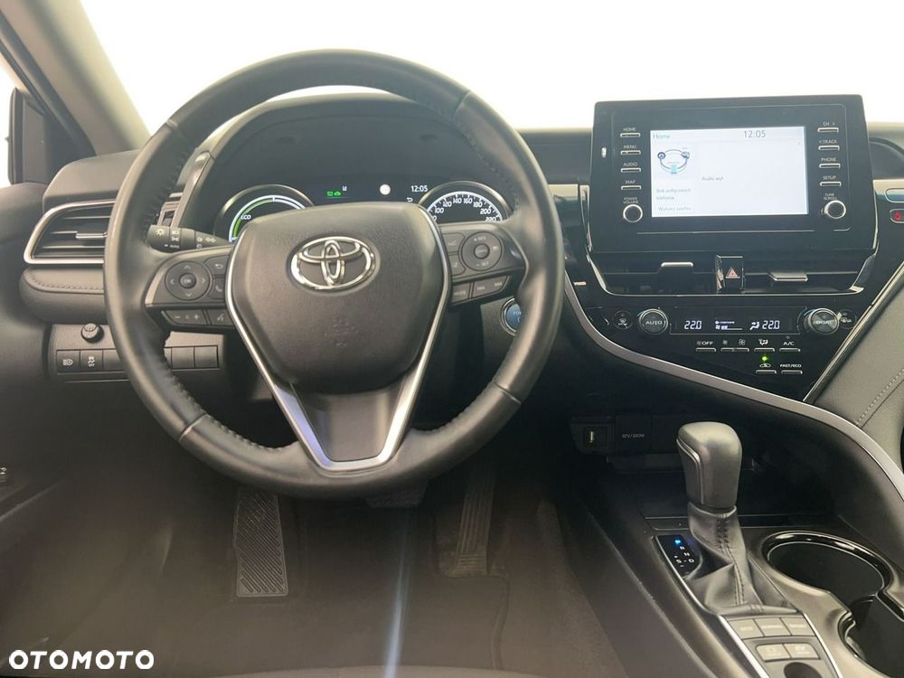 Toyota Camry - 9