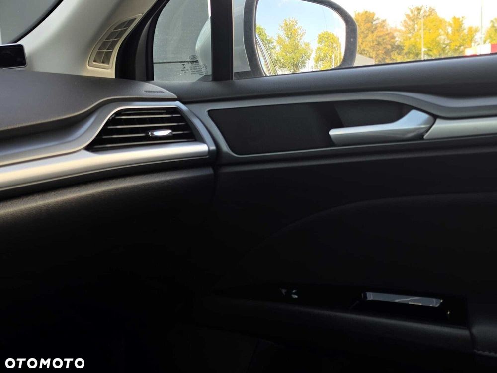 Ford Mondeo 1.5 EcoBoost Ambiente - 23