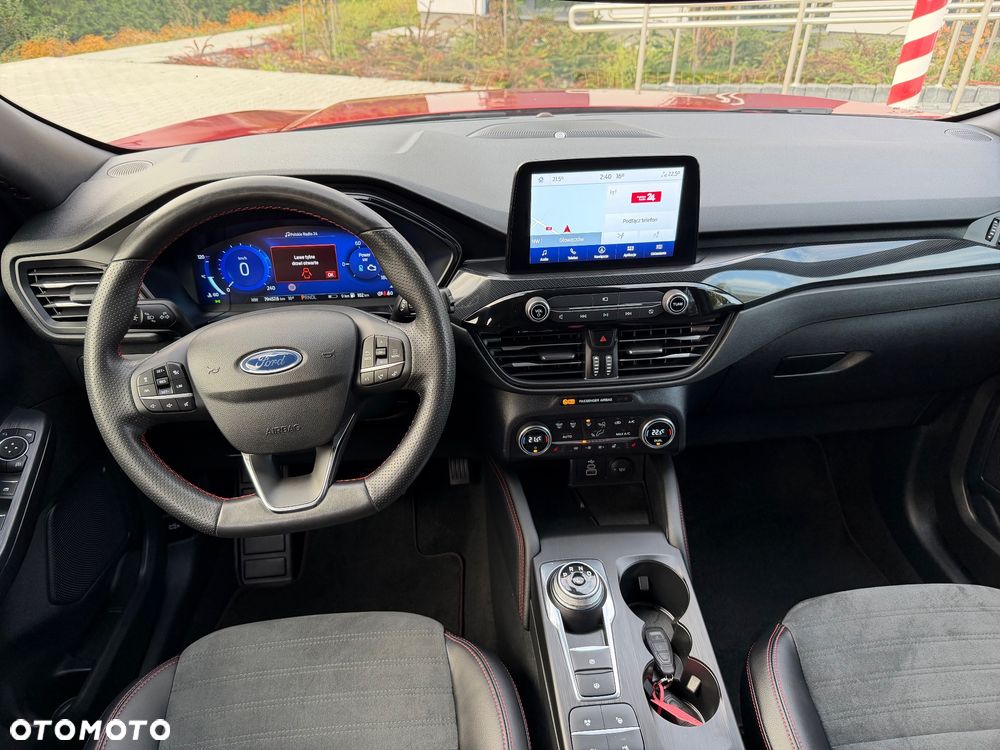 Ford Kuga 2.5 Duratec PHEV ST-LINE X - 26