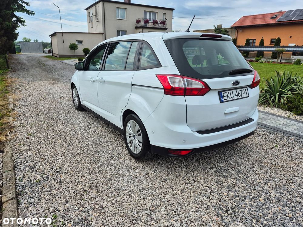 Ford Grand C-MAX - 20