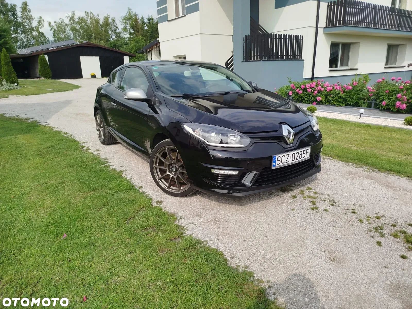 Renault Megane 220 GT - 1