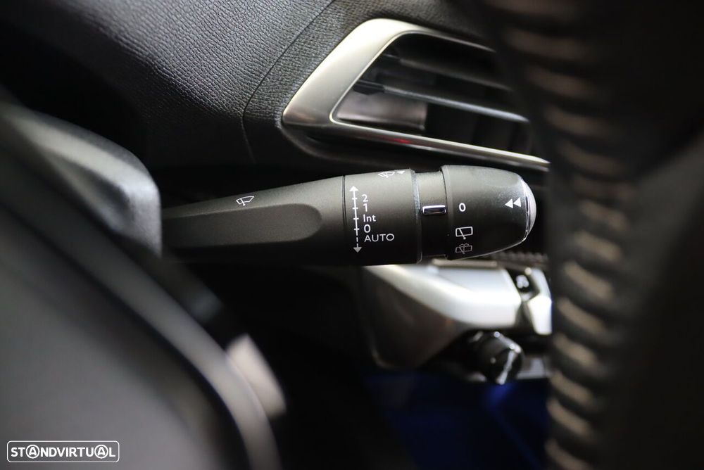 Peugeot 3008 1.2 PureTech Allure - 15