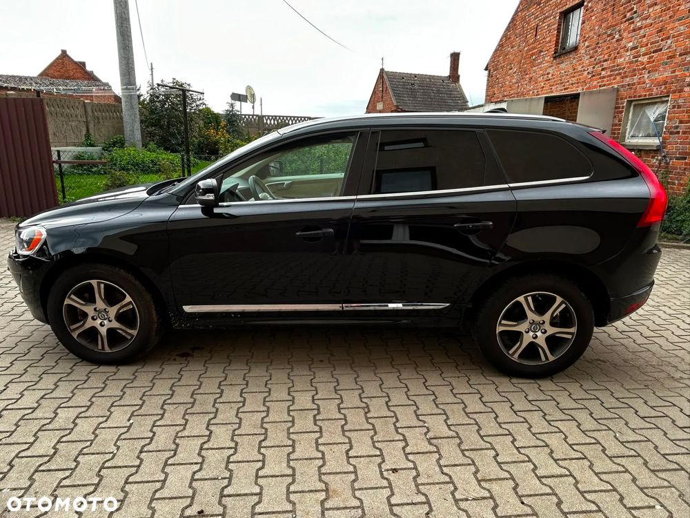 Volvo XC 60 T5 Geartronic Momentum - 4