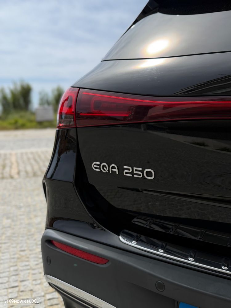 Mercedes-Benz EQA 250 AMG Line - 13