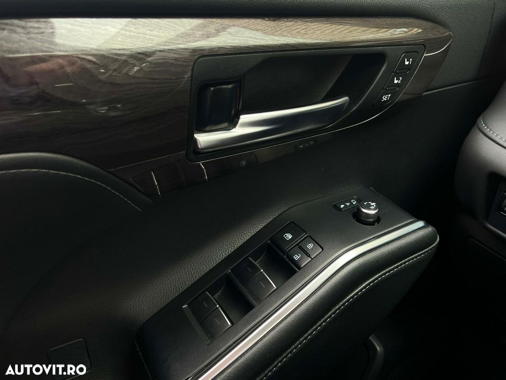 Toyota Highlander 2.5 L Dynamic Force 248CP Luxury Pearly - 22