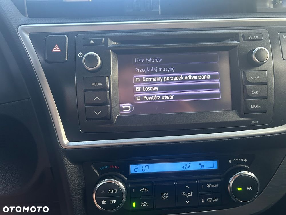 Toyota Auris - 35