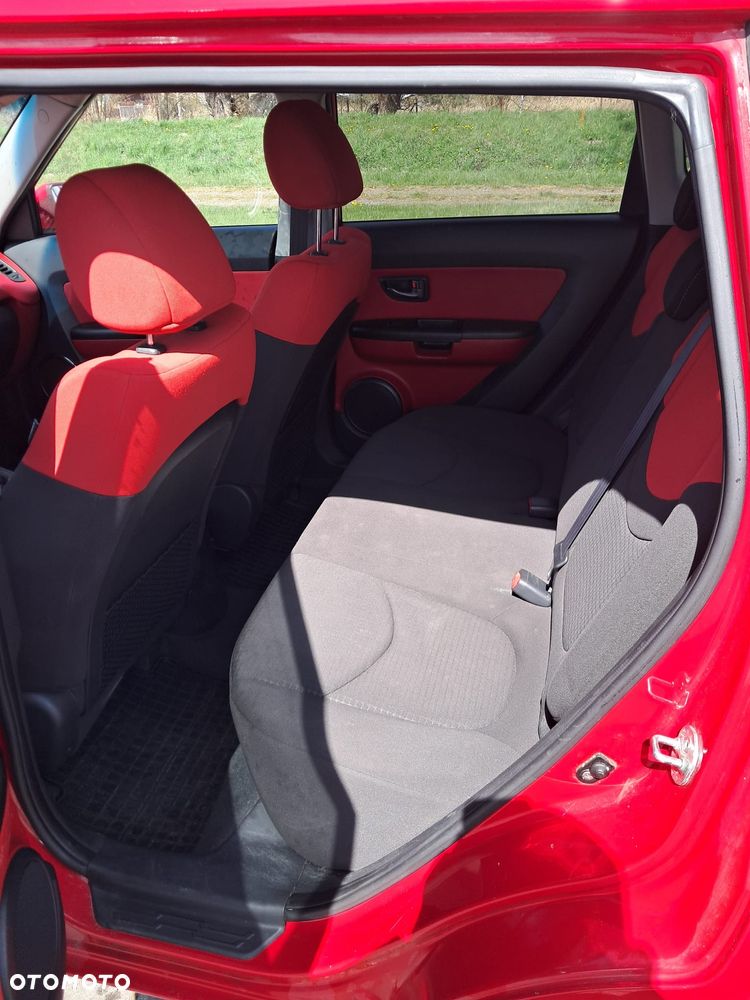 Kia Soul 1.6 L - 9