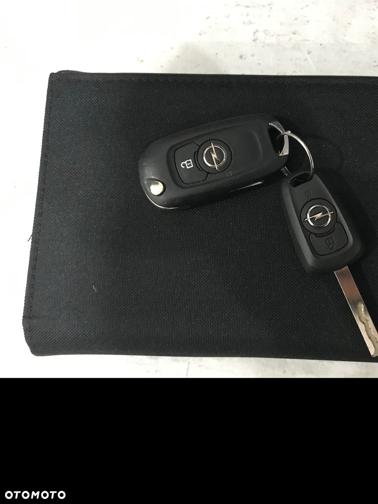 Opel Astra 1.2 Turbo Start/Stop Business Edition - 23