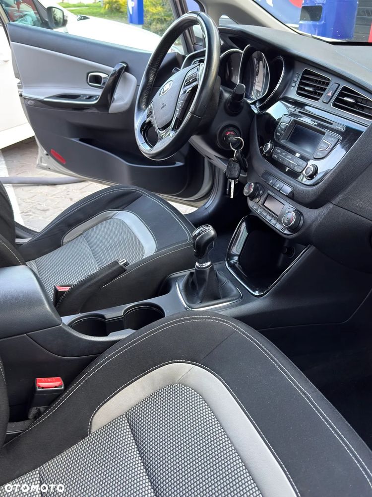 Kia Ceed 1.6 CRDi L - 16