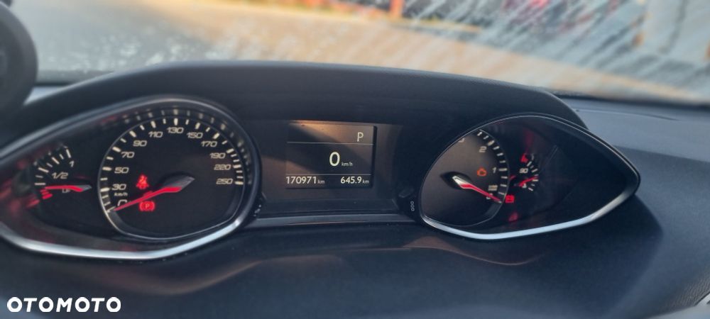 Peugeot 308 - 5