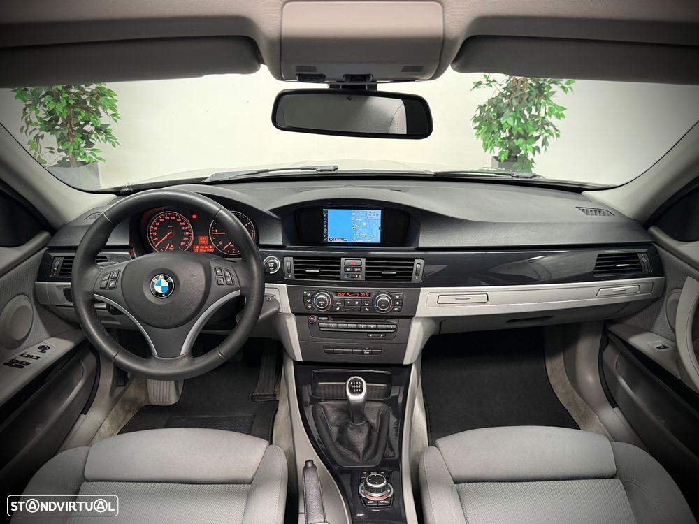 BMW 320 d Line Sport - 6