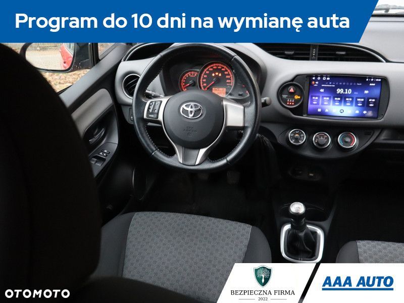 Toyota Yaris - 8