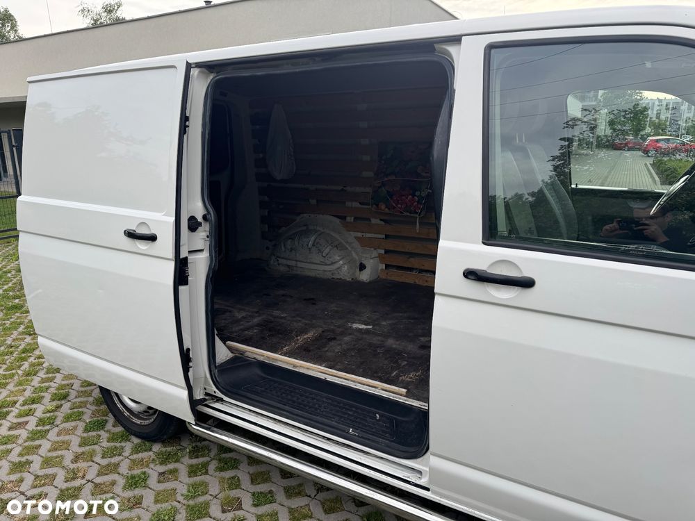 Volkswagen Transporter - 16