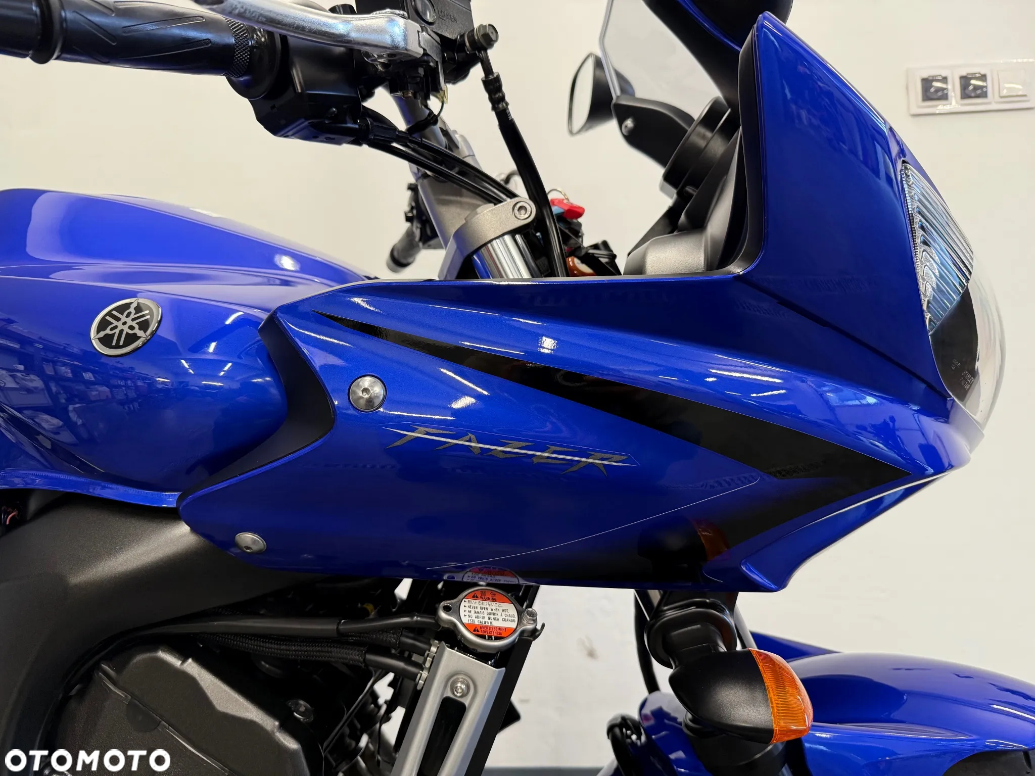 Yamaha FZ6 - 32