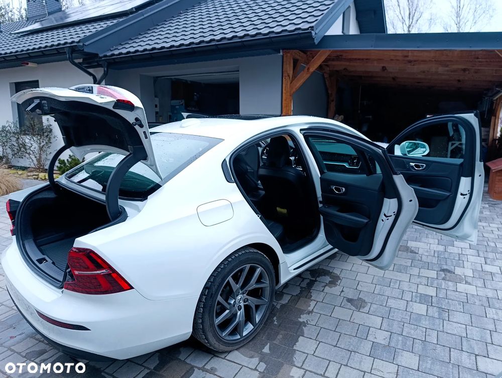 Volvo S60 T5 Momentum Pro - 18
