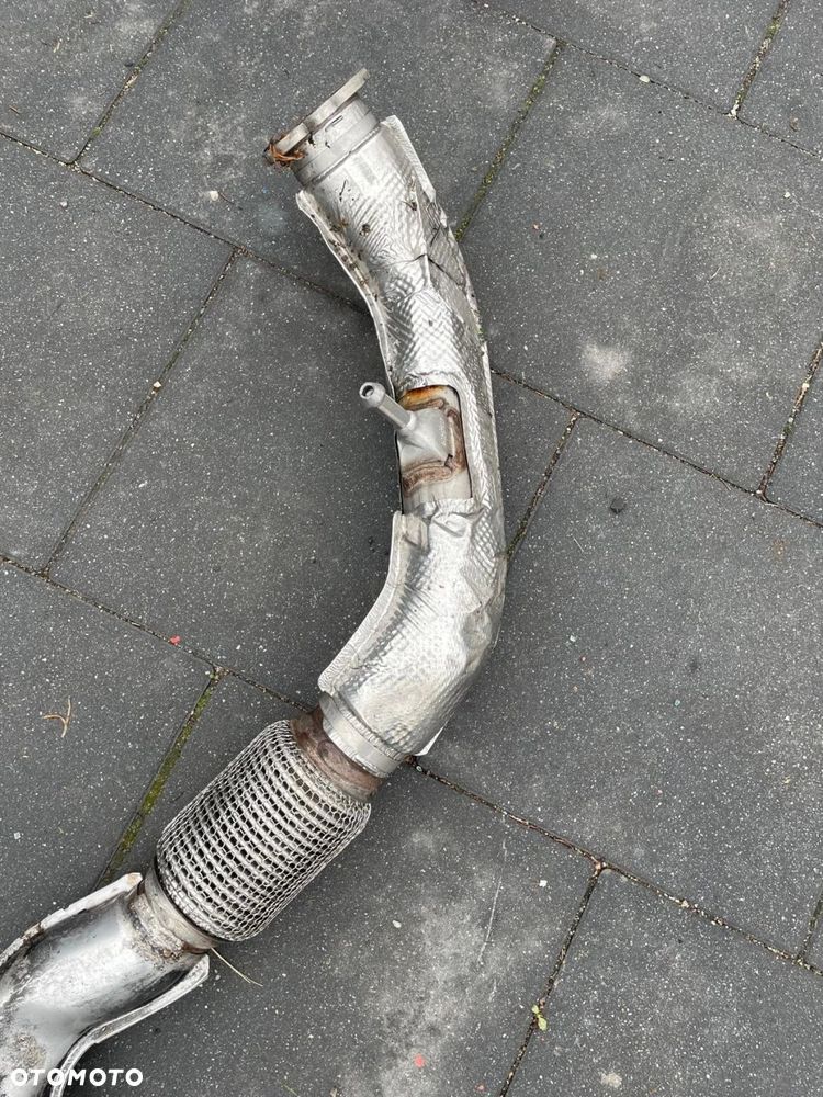 AUDI A4 B9, A5 2.0 TDI 2016-RURA WYDECHOWA 8W0253350AT - 2