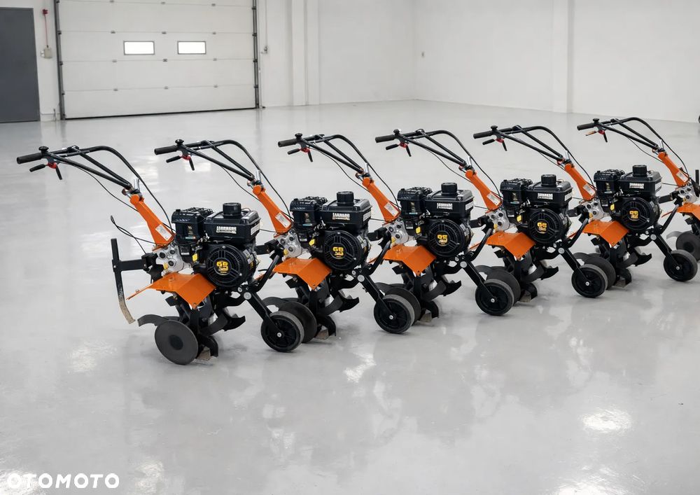 Husqvarna Glebogryzarka Kultywator BENASSI. Włoska Oryginalna Maszyna sprowadzona z Norwegii. Silnik Honda lub BRIGGS VANGUARD. 7km lub 5,5km . Szerokość rob. 80cm. 3 biegi pracy. To nie jest chińczyk!! Prawdziwy kultywator Przemysłowy koszt nowego około 10 tysięcy złotych. Okazja  cena zimowa wyprzedaż!! - 22
