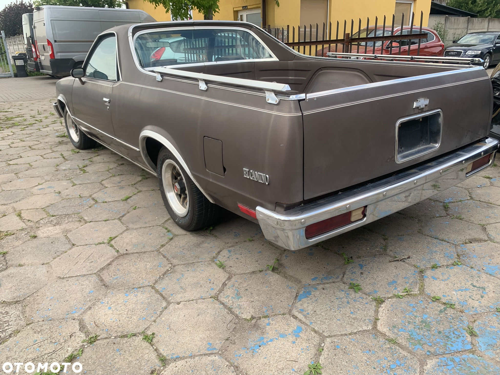 Chevrolet El Camino - 11