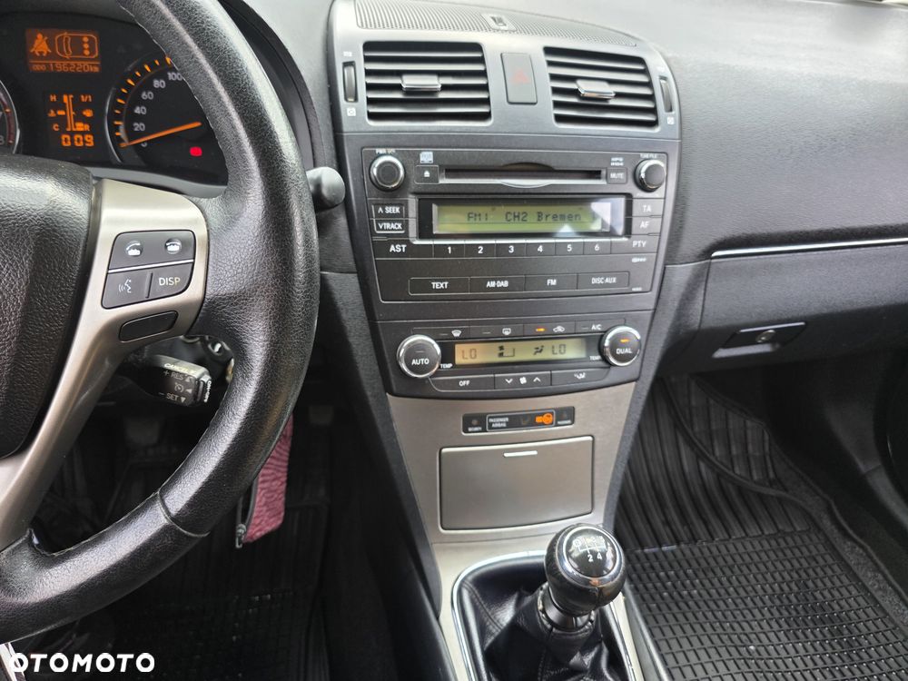 Toyota Avensis 1.8 Sol plus - 20