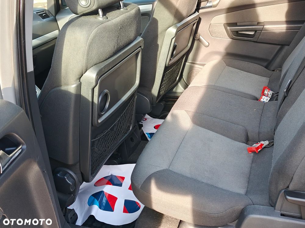 Opel Zafira 1.9 CDTI - 12