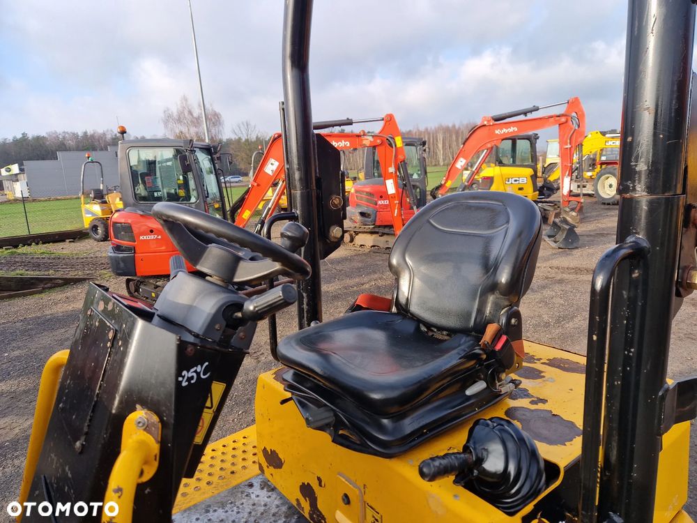 JCB 3 STH Thwites MACH 573 3 tony  6 ton 1 tona  5 ton  Benford - 11